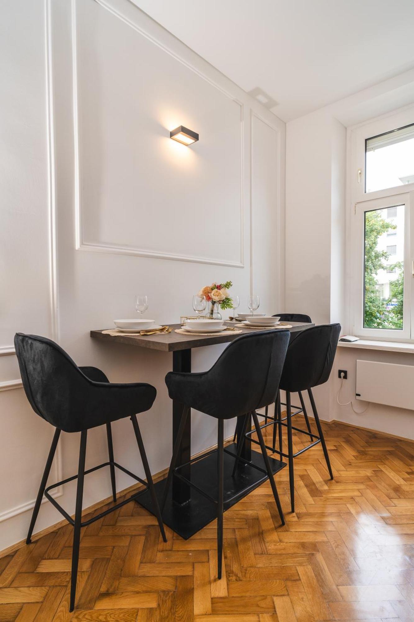 Hl Apartments 马里博尔 外观 照片